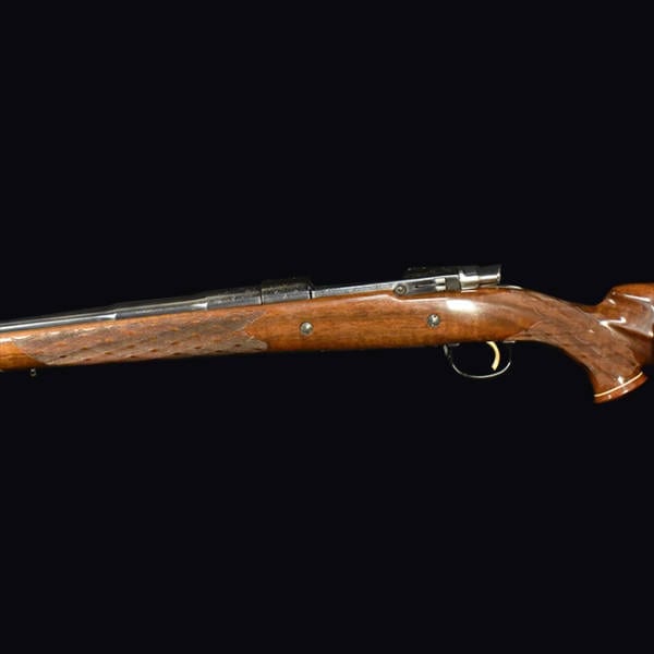 Pre-Owned - Browning Medallion 7mm Rifle