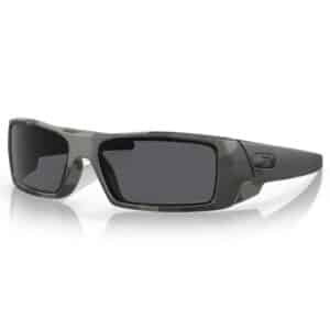 Oakley Standard Issue Gascan Multicam Black Sunglasses – Grey Polarized Lenses with Multicam Black Frame Clothing