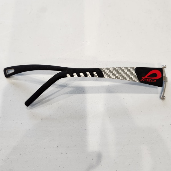 Pilla Outlaw X7 Carbon Fork Temple Frame – Red Logo Black and Silver Eye & Ear Protection