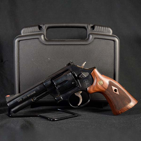 Pre-Owned – Smith & Wesson M586-8 Single/Double .357 Mag 4″ Revolver Firearms