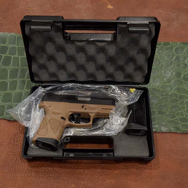 Pre-Owned – Taurus Millennium G2 PT111 Semi-Auto 9mm 3.25″ FDE Handgun Firearms