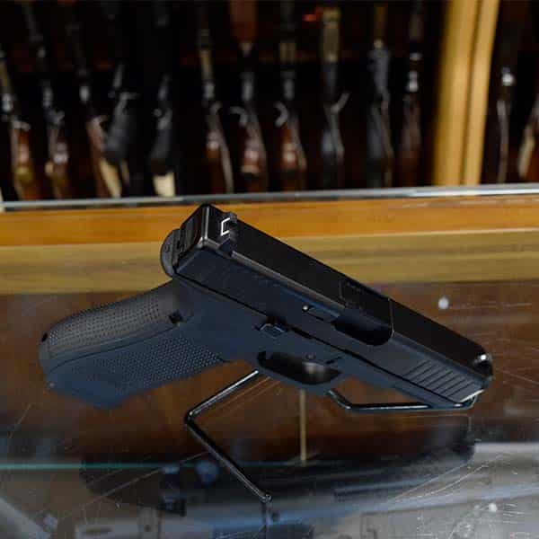 Pre-Owned – Glock G45 G5  Semi-Auto 9mm 4.02″ Handgun Firearms