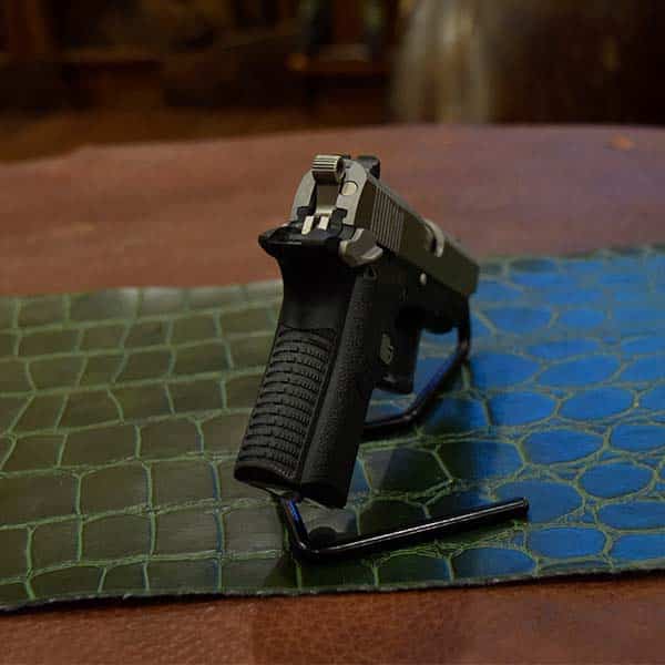 Pre-Owned – Colt Mustang Lite Two Tone Single 380 ACP 2.7″ Handgun Firearms