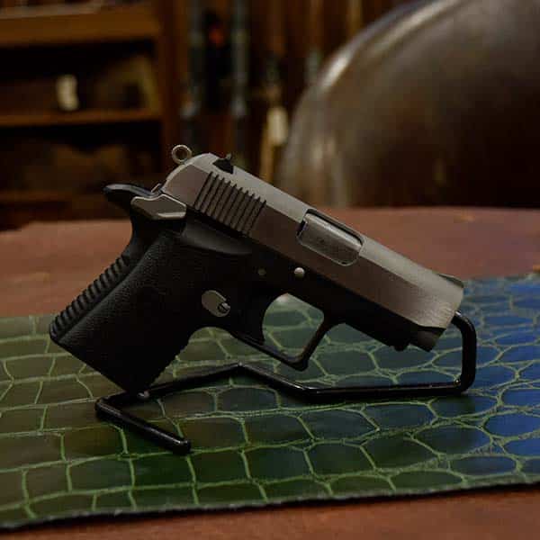 Pre-Owned – Colt Mustang Lite Two Tone Single 380 ACP 2.7″ Handgun Firearms
