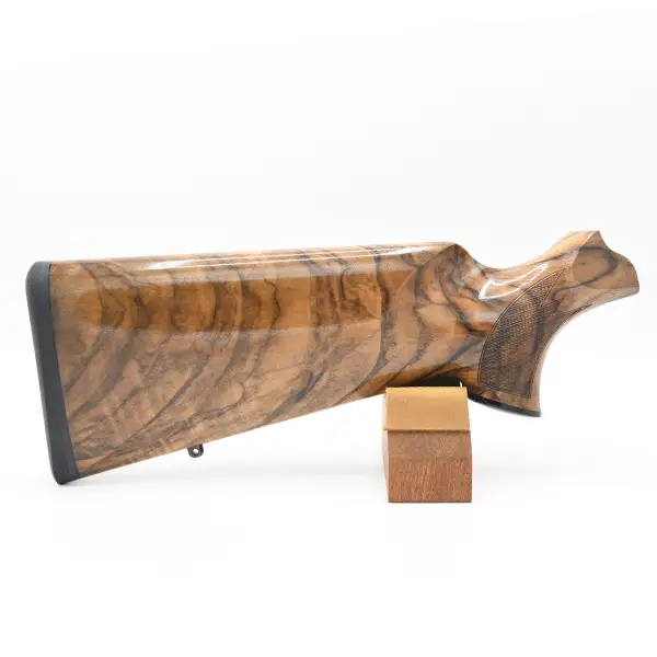 Blaser R8 Standard Grade 7 Wood Set Buttstock &Amp; Forearm 2 BLASER R8 Standard Grade 7 Wood Set Buttstock & Forearm - Image 2